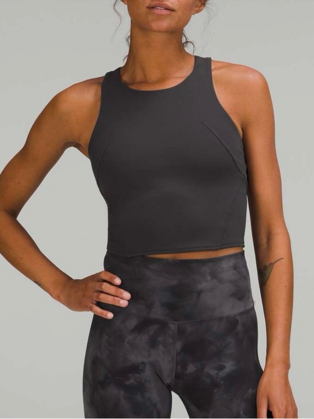 Lululemon Invigorate Training Tank Top Size 4 Graphite Grey